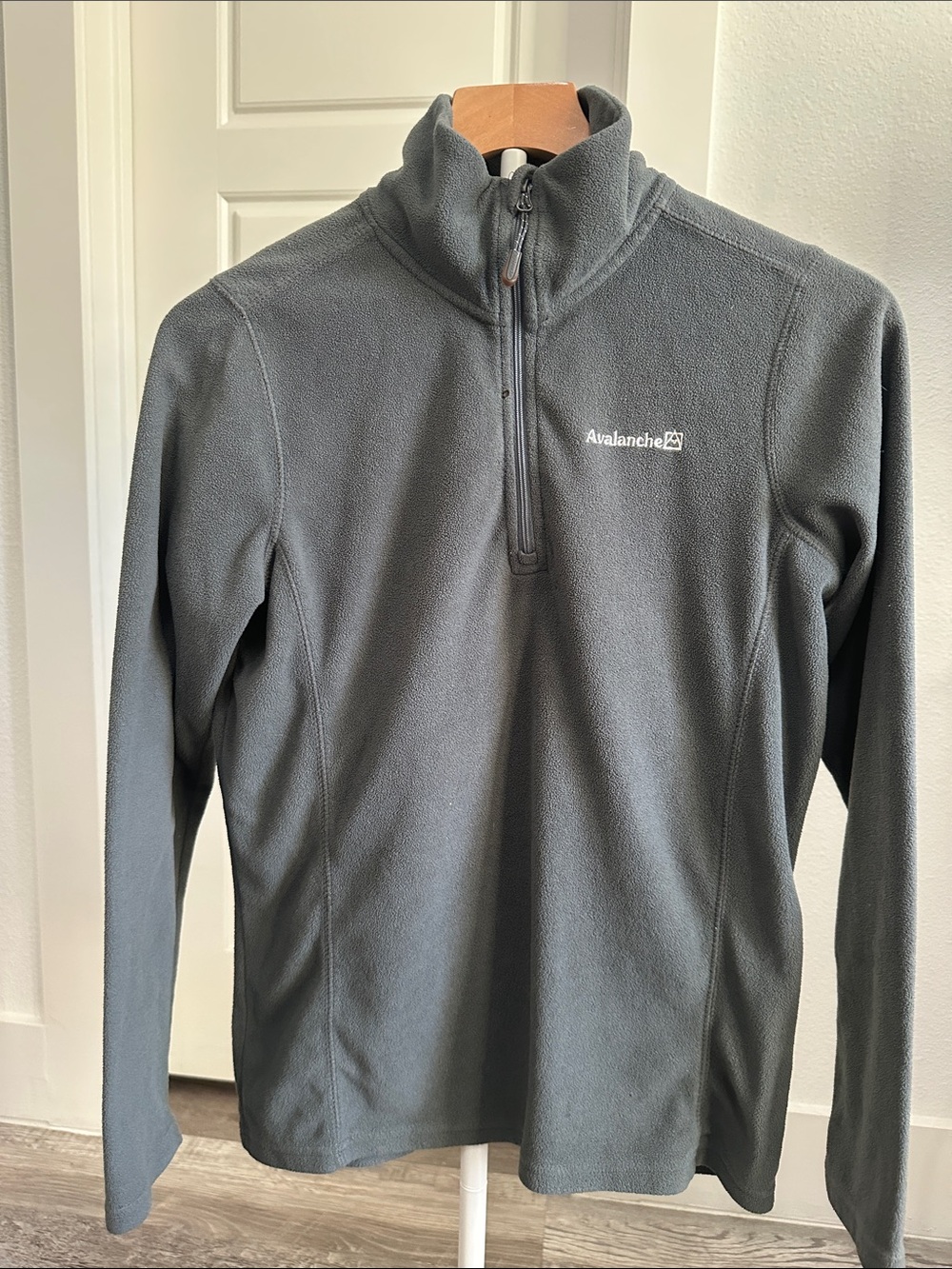 Avalanche Thermalation Mid Layer Quarter Zip Fleece Pullover Gray M